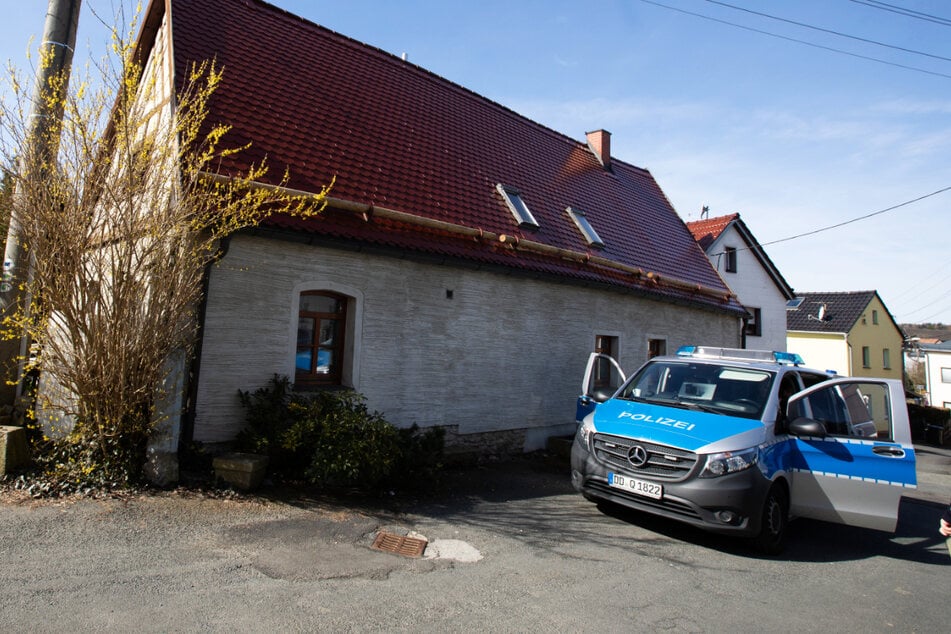 Prozessauftakt um Axtmord im Vogtland: Angeklagter (28) schweigt