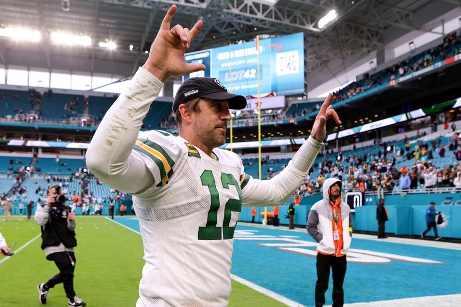 Aaron Rodgers says he intends to play for Jets: Former MVP reveals his  desire of trade from Packers to N.Y. 