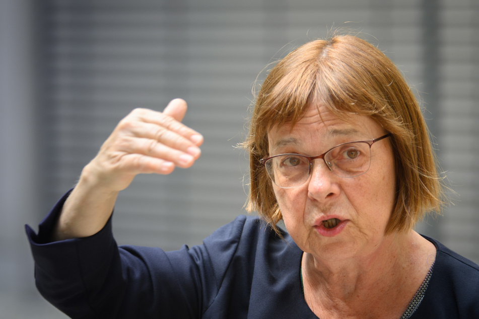 Verbraucherschutzministerin Ursula Nonnemacher (64, Grüne) wünscht sich eine Einschränkung der Vorkasse-Praxis bei Reisen.