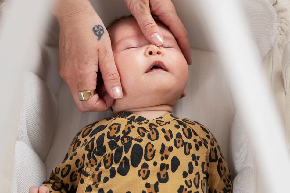 Manche Babys schlafen plötzlich durch, sobald sie diese Bewegung spüren
