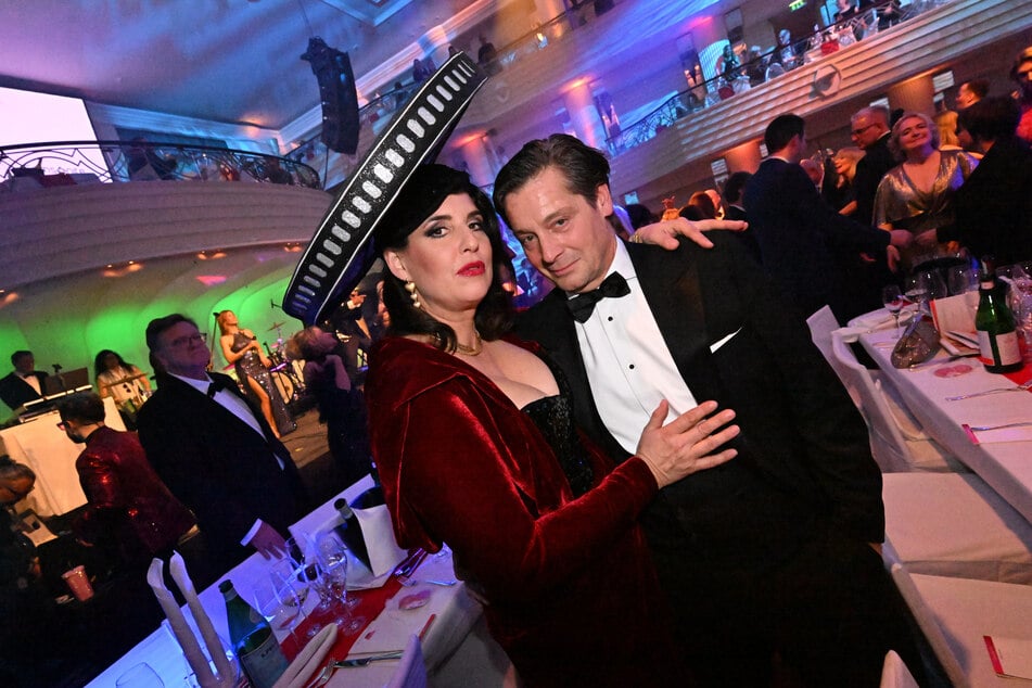 Elena Uhlig (50) und Fritz Karl (58) sind seit 20 Jahren ein Paar.