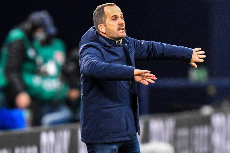 Trainer Manuel Baum (41) konnte den FC Schalke 04 bislang nicht zurück in die Erfolgsspur führen.