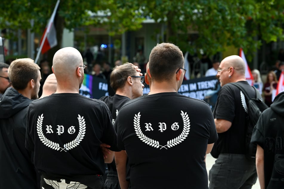 Das Innenministerium verzeichnet großen Zulauf bei rechtsextremistischen Jugendgruppen. (Symbolfoto)