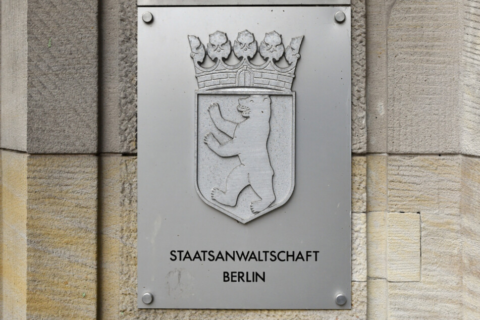 Die Berliner Staatsanwaltschaft hat ihre Ermittlungen gegen Ex-"Bild"-Chef, Julian Reichelt (43) eingestellt.