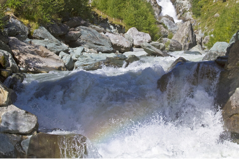 Leichenfund sorgt für traurige Gewissheit: Bei einem Bootsunfall auf der Isel in Tirol ist ein Mann in Österreich ertrunken. (Symbolbild)