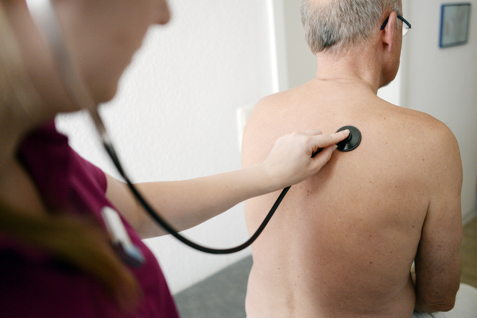 Hausärzte haben das Recht bestimmten Patienten den Zutritt zu ihrer Praxis zu verweigern. (Symbolbild)