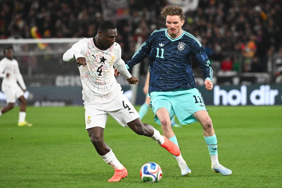 Jonas Adjetey (22, l.), der sich auch im März gegen Deutschland beweisen durfte, ist für Ghanas WM-Aufgebot berücksichtigt worden.