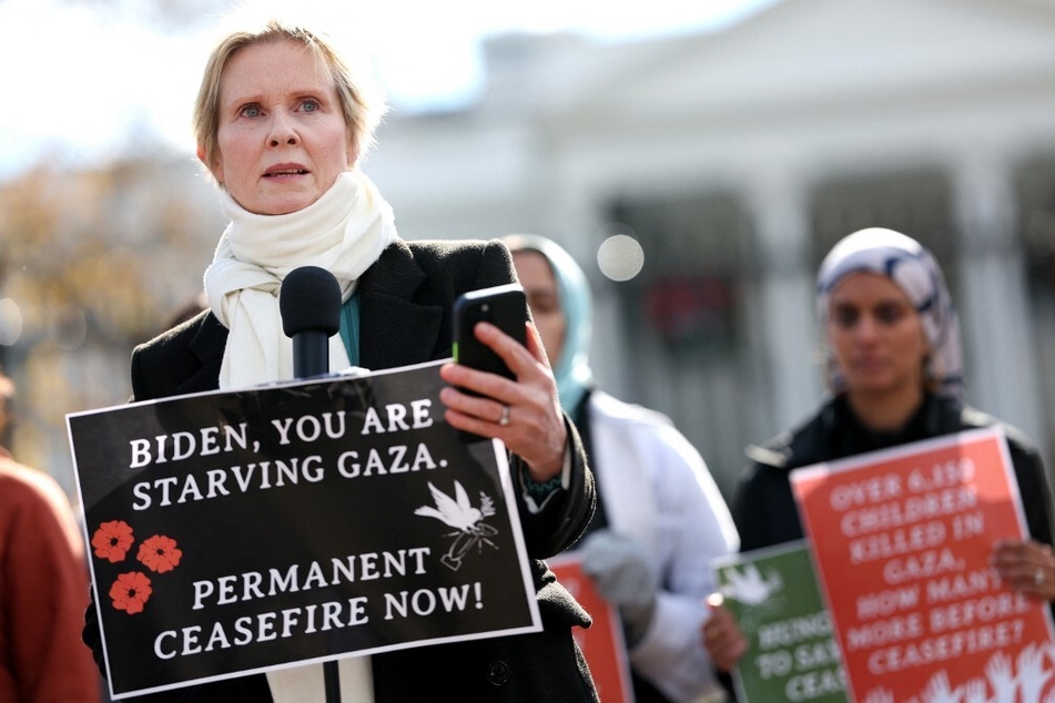 Cynthia Nixon speaks during the launch of a five-day hunger strike outside the White House, calling for a permanent ceasefire in Gaza.