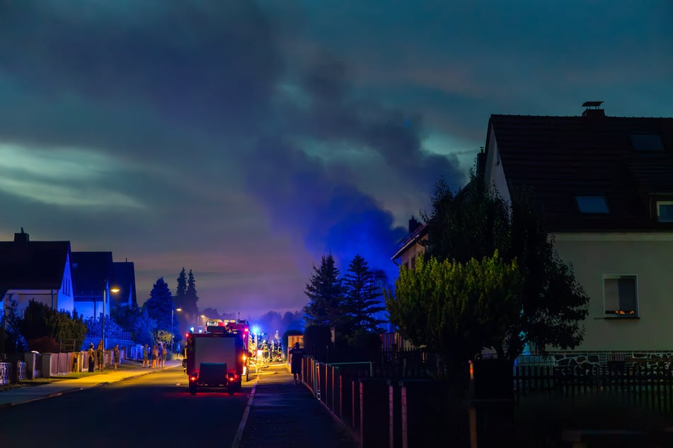 Das Feuer war am Montagabend im Ortsteil Niederpöllnitz ausgebrochen.