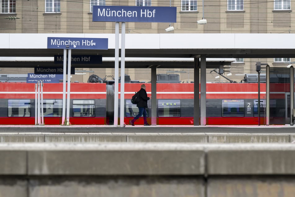 Eine Signalstörung am Münchner Hauptbahnhof führte zu Ausfällen im Regionalverkehr. (Archivbild)