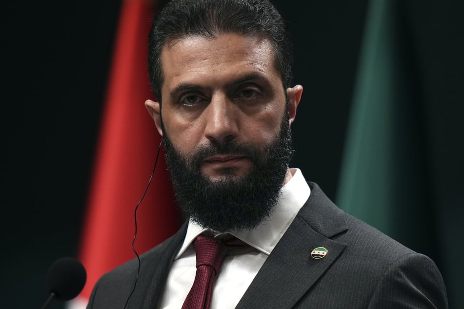 Der syrischen Präsidenten Ahmed al-Scharaa (42).