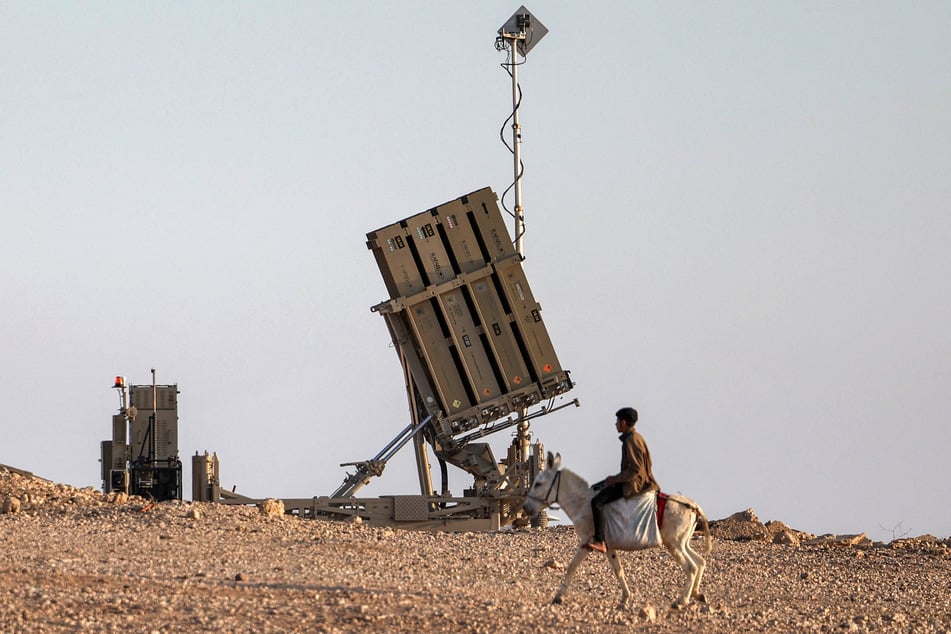 Beschützt vom Raketenabwehrsystem "Iron Dome" gehen israelische Kinder ab heute wieder in die Schule.