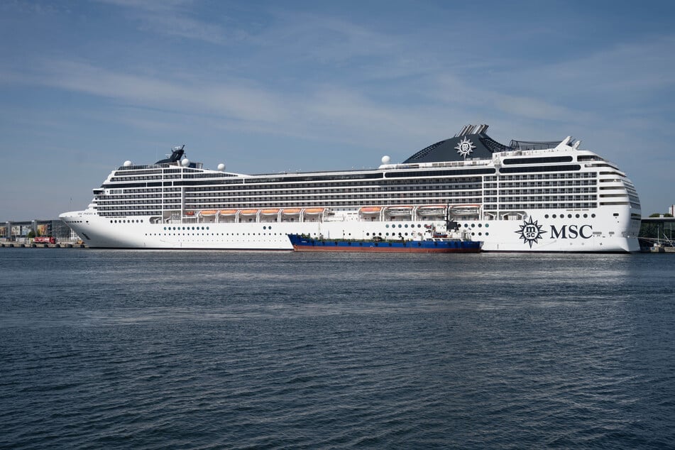 El crucero "MSC Poesia" llega ahora a Hamburgo todos los domingos. (Imagen de archivo)