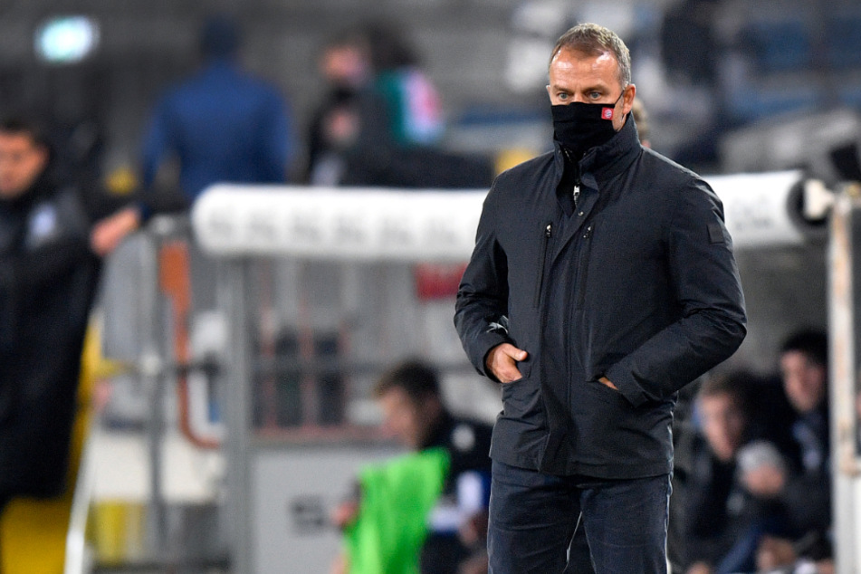 Hansi Flick kann gegen Lokomotive Moskau auf Gnabry und Sané zurückgreifen.
