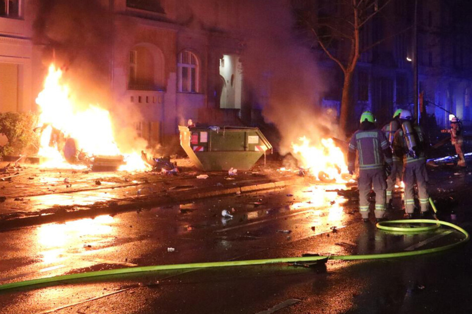 Horror-Crash mit über 150 km/h in Treptow: Fahrer sitzt in U-Haft!