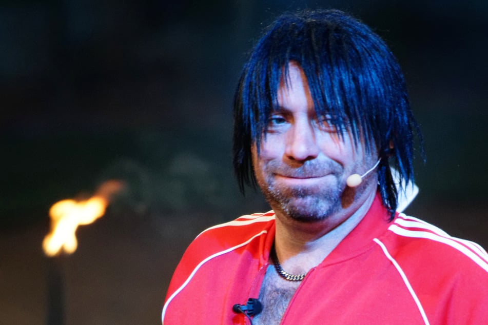 Ikke Hüftgold (49) begeistert weltweit viele Fans, privat musste er nun einen schweren Schicksalsschlag verkraften.