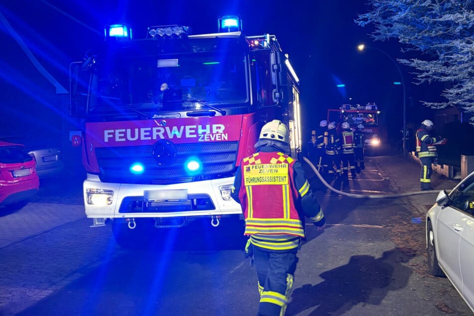Plötzlich Flammen in Küche: Haus nach Brand vorerst nicht mehr bewohnbar