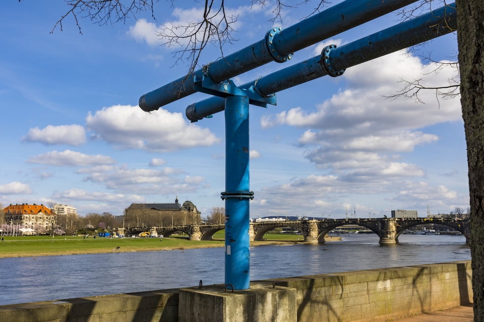 Am Landtag münden sie in der Elbe.