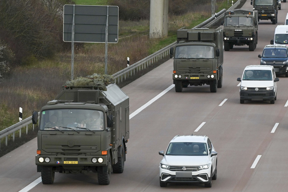 Leipzig: Tschechisches Militär bei Leipzig unterwegs: Das hat es damit auf sich
