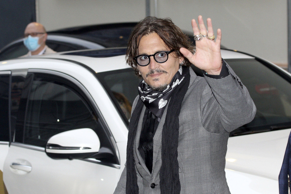 Johnny Depp's fans threaten to boycott Fantastic Beasts 3