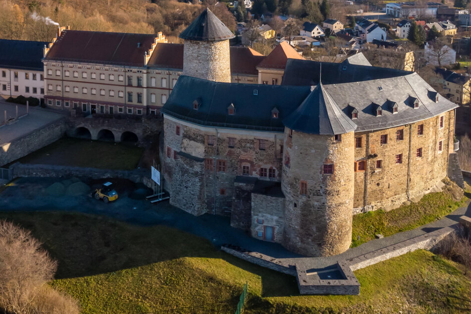 Dieses Schloss im Vogtland schließt Bibliothek und Touri-Info, um Energie zu sparen