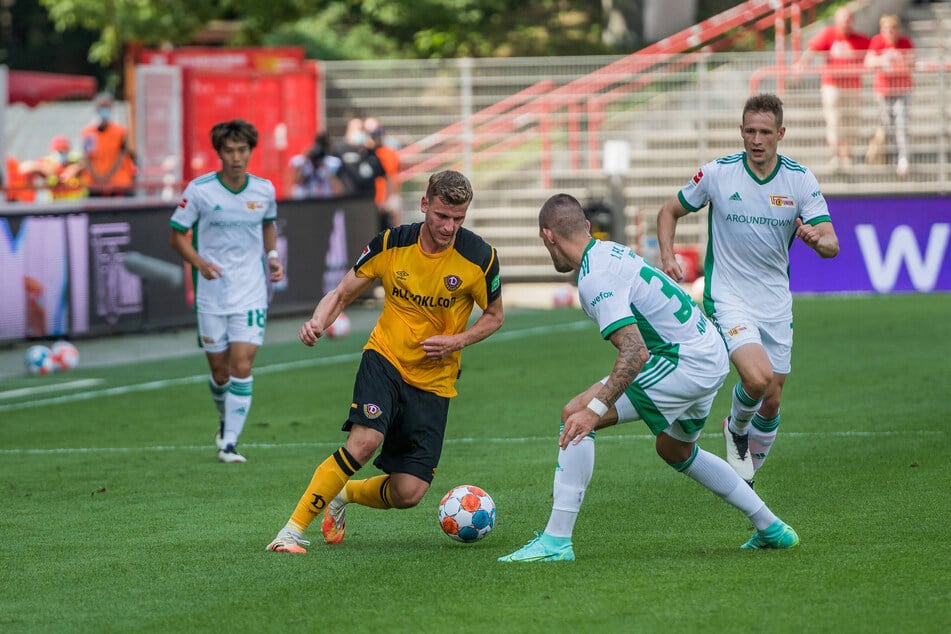 Christoph Daferner (28, l.) testete schon im Juli 2021 mit der SGD gegen Union, jetzt empfängt er mit der SGD den Bundesligisten.