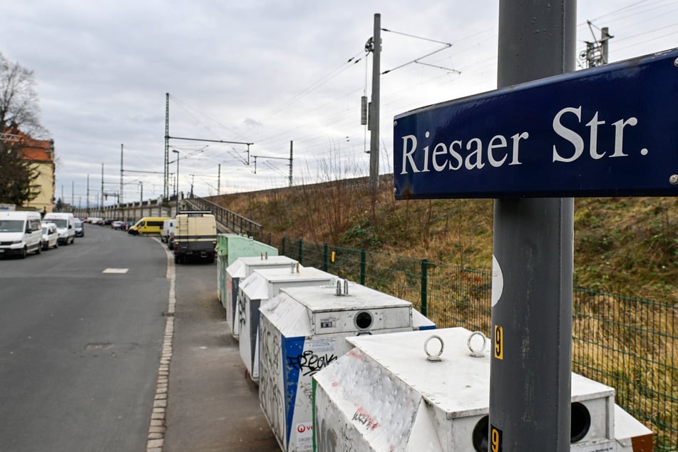 Auf der Riesaer Straße wurde am Neujahrsabend ein junger Mann (20) ausgeraubt und verletzt. (Archivbild)