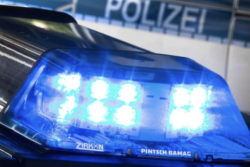 Kontrolle vor Nachtclub eskaliert: Polizist verletzt