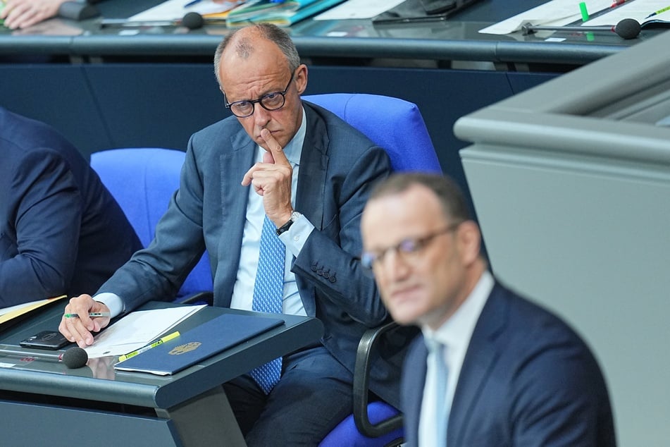 Zuvor forderte Friedrich Merz (70, CDU) den Rücktritt von Spahn.