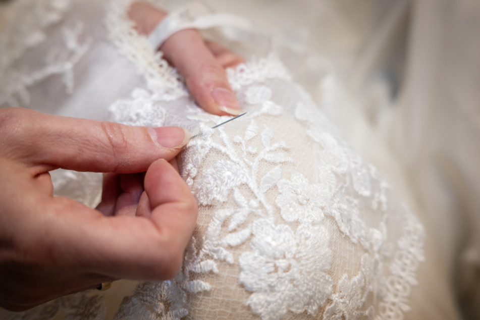 Bei Brautkleidern wird von Kunden wird weiterhin viel Geld ausgegeben.