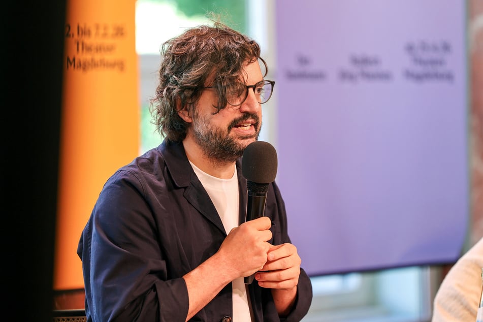 Magdeburgs Generalintendant Julien Chavaz (44).