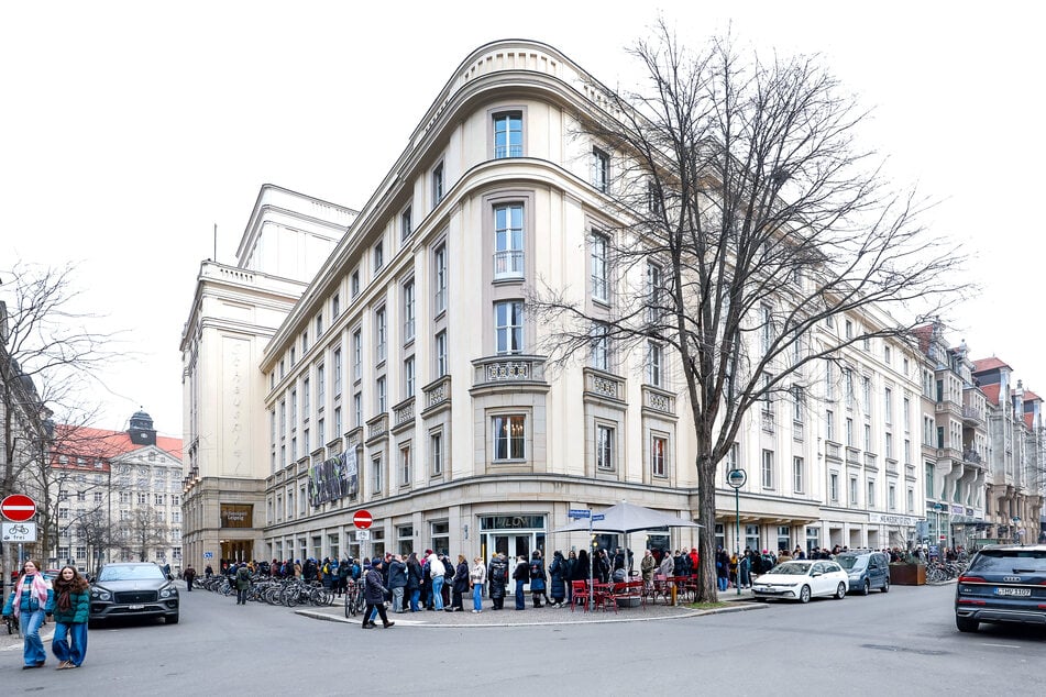 Der Ansturm am Samstagmorgen war riesig und das trotz eisiger Temperaturen.