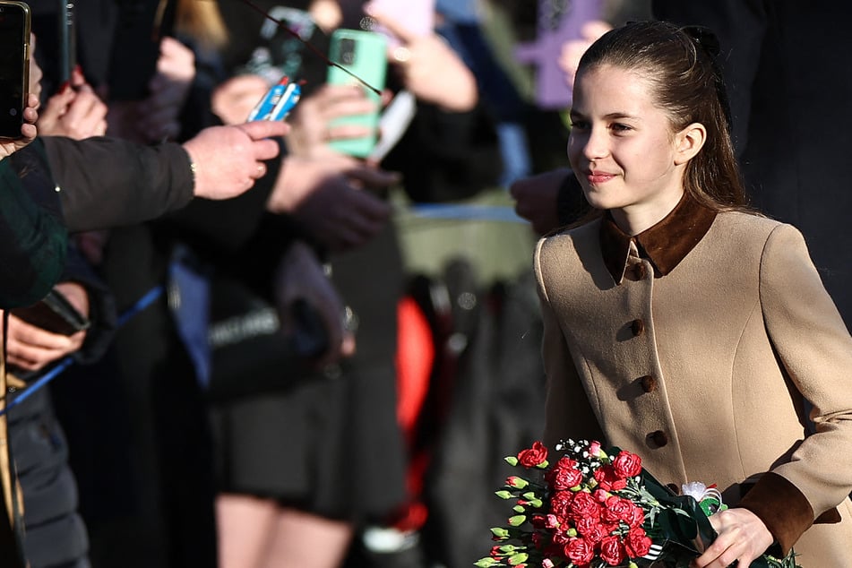 Noch kein Diadem auf dem Kopf: Wird Prinzessin Charlotte den Kopfschmuck eher tragen als Mama Kate?