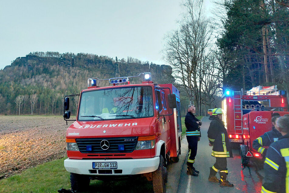 Die Feuerwehr rückte am Ostermontag zu einem Brand im Nationalpark Sächsische Schweiz aus.