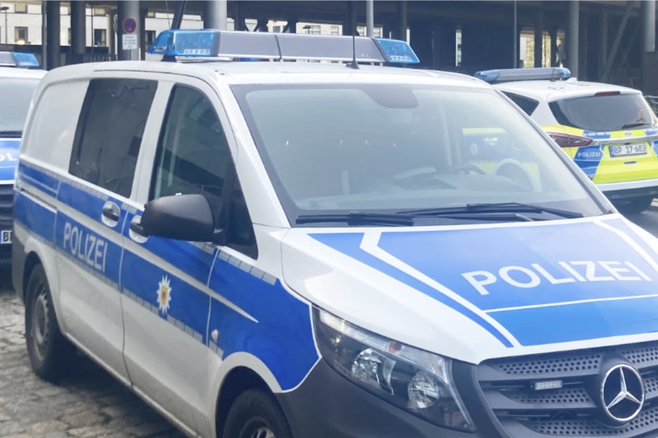 Der 22-Jährige wurde bei der Flucht vor der Polizei verletzt. (Symbolbild)