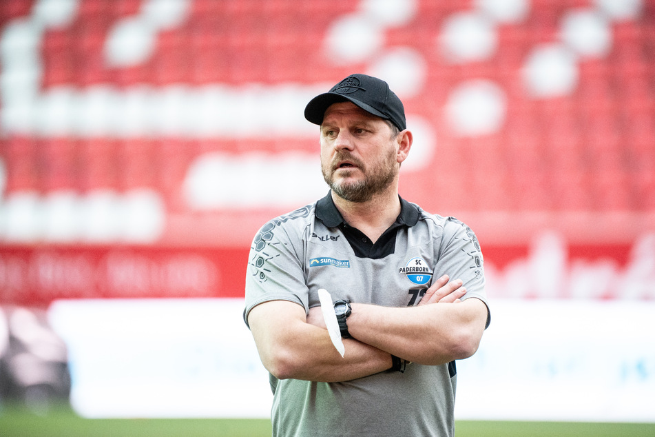 Steffen Baumgart (49) wechselt zur kommenden Saison als Cheftrainer zum 1. FC Köln und entschied sich damit gegen den Hamburger SV. (Archivfoto)