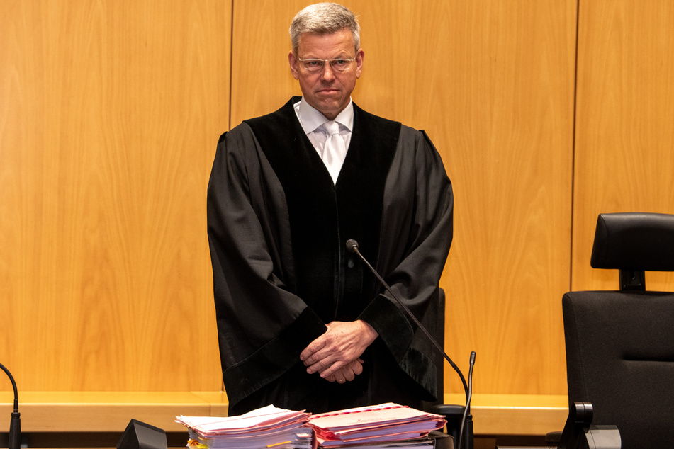 Michael Eberle, Vizepräsident des Landgerichts, eröffnet als Vorsitzender Richter eine Verhandlung.