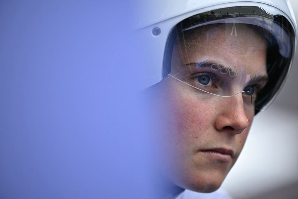 Kim Cadzow (24) hängt den Helm vier Jahre nach ihrem Profidebüt an den Nagel.