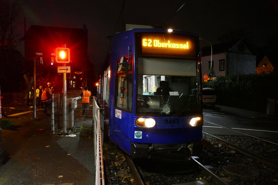 Nach rund einer Stunde konnte die betroffene Stadtbahn-Strecke in Bonn wieder freigegeben werden.