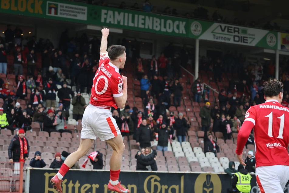 Dieser Sieg war selbst für Energie-Kapitän Borgmann ein kleiner Brustlöser.