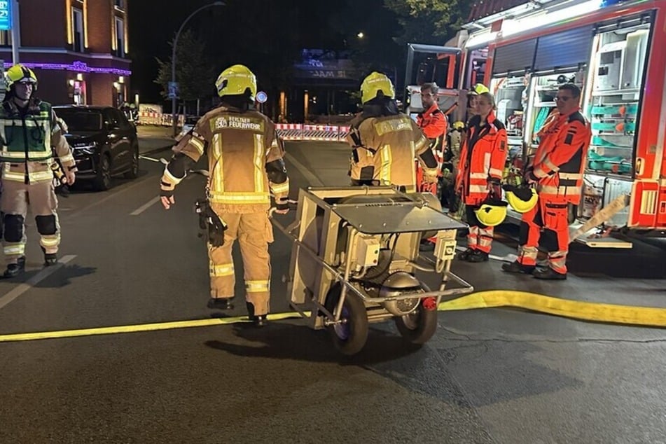 Ein Lüfter kam zum Einsatz, um den betroffenen Bereich von dem Gas zu befreien.