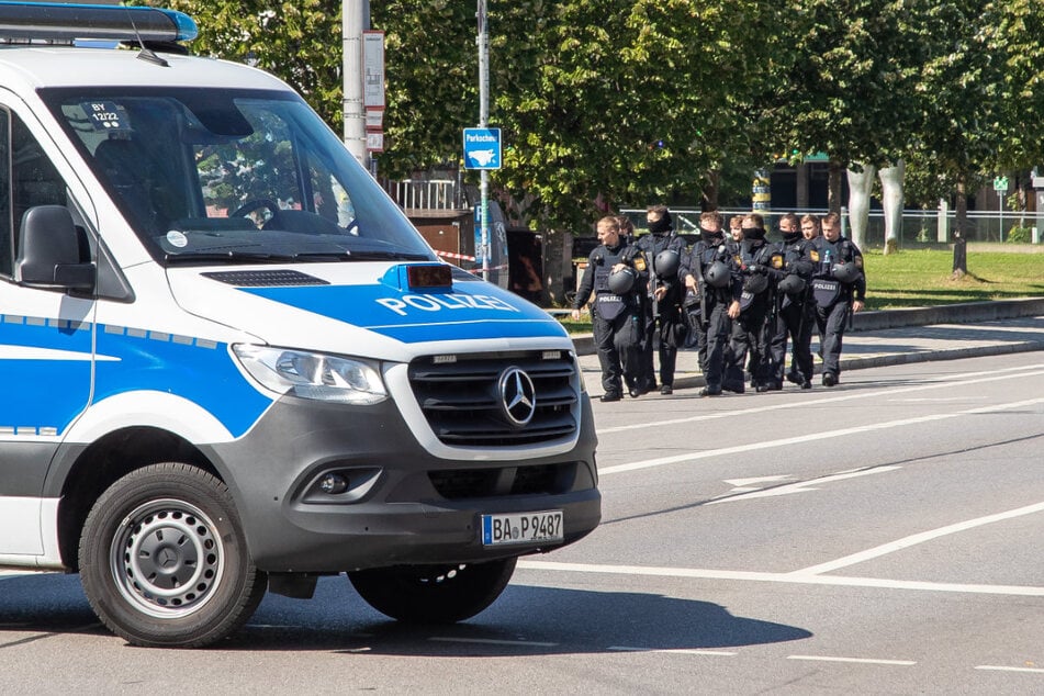 In München sorgte ein bewaffneter Mann (†18) nahe dem israelischen Konsulat für einen Großeinsatz der Polizei. (Archivbild)