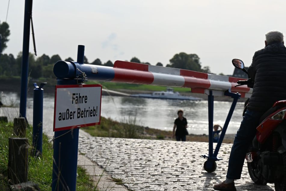 Auch andere Rheinfähren sind aufgrund des Niedrigwassers außer Betrieb.