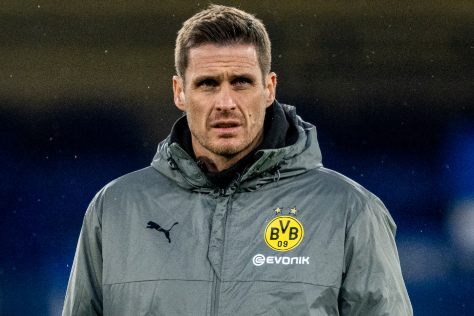Dortmunds Sportdirektor Sebastian Kehl (43) freut sich auf den Liga-Gipfel am Samstag.