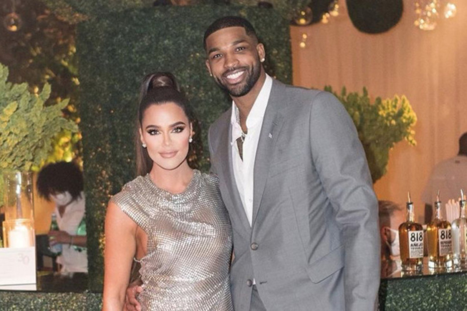 Khloé Kardashian has maintained she is single despite rumors suggesting that she and Tristan Thompson (r.) have reunited. Yet, the athlete has recently been spotted with a new lady.