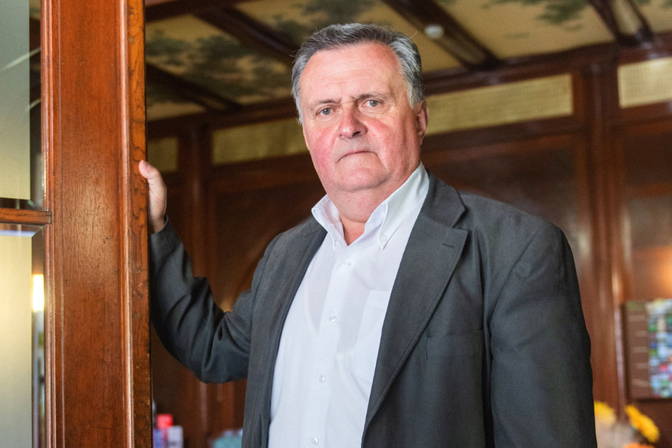 Muldenhammers Bürgermeister Jürgen Mann (66) kann den Vorstoß in Halle/Saale nicht verstehen.