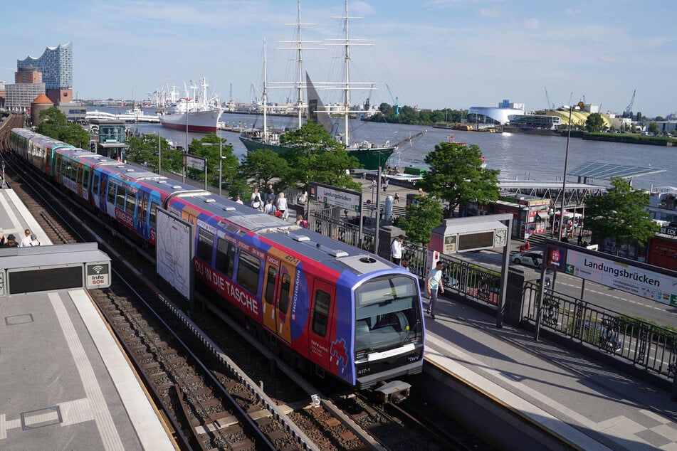 Fünf Bahnen der Linie U3 sind mit den QR-Code-Stickern ausgestattet. (Archivfoto)