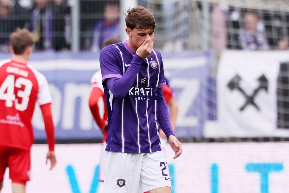 Tim Maciejewski (25) fehlt nun ausgerechnet im Bezirksderby.