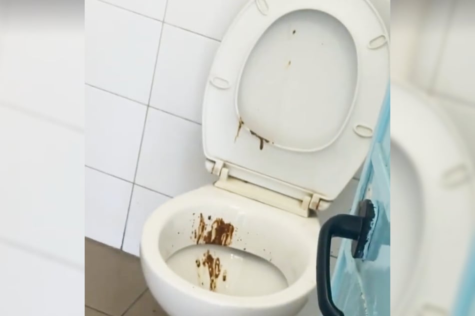 Der 32-jährige YouTube-Star postete ein Video einer extrem dreckigen Toilette auf Malta.