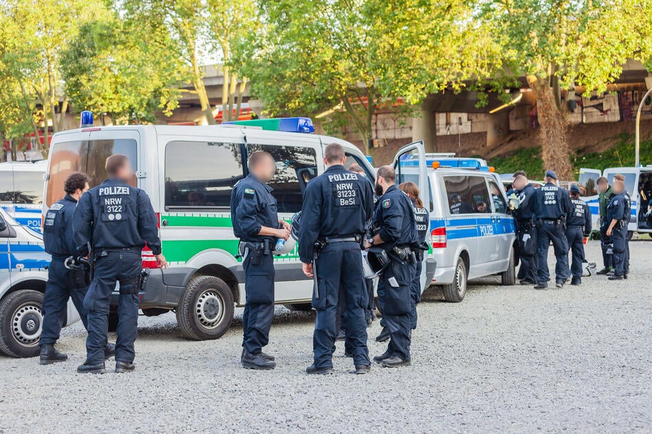 Drogen-Handel im Kilo-Bereich: Zwei Haftbefehle nach Razzia in Aachen